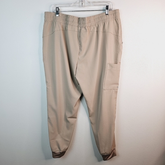 Skechers by Barco Tan Mid-Rise Theory Cargo Jogger Scrub Pants XL Petite - Picture 3 of 9